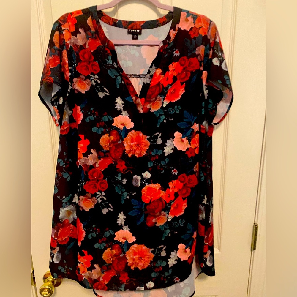 Torrid Roses Tunic Blouse